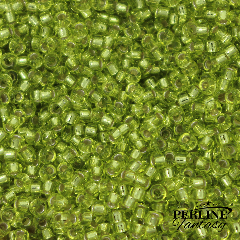 Rocailles Miyuki 15/0 Chartreuse Silver Lined (14)