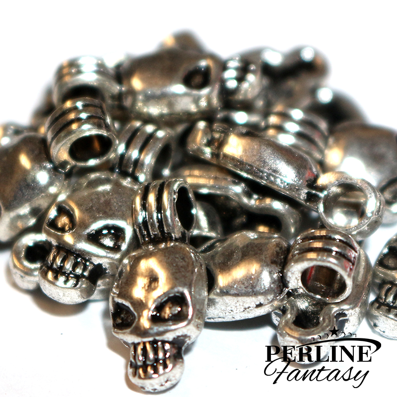 Charm Teschio Con Anellino Argentato